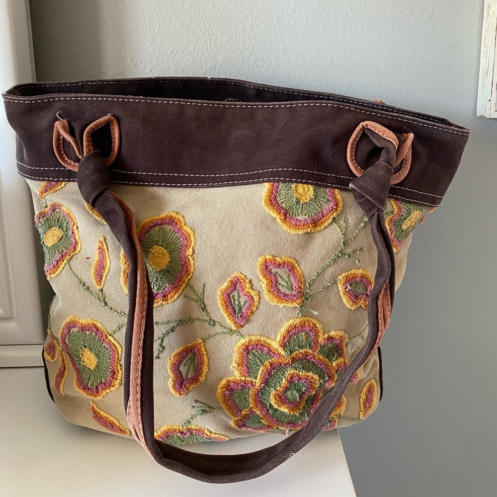 Fossil tote bag